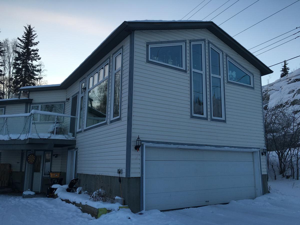 Mabuhay Lakeside Manor Bed & Breakfast Yellowknife Eksteriør bilde