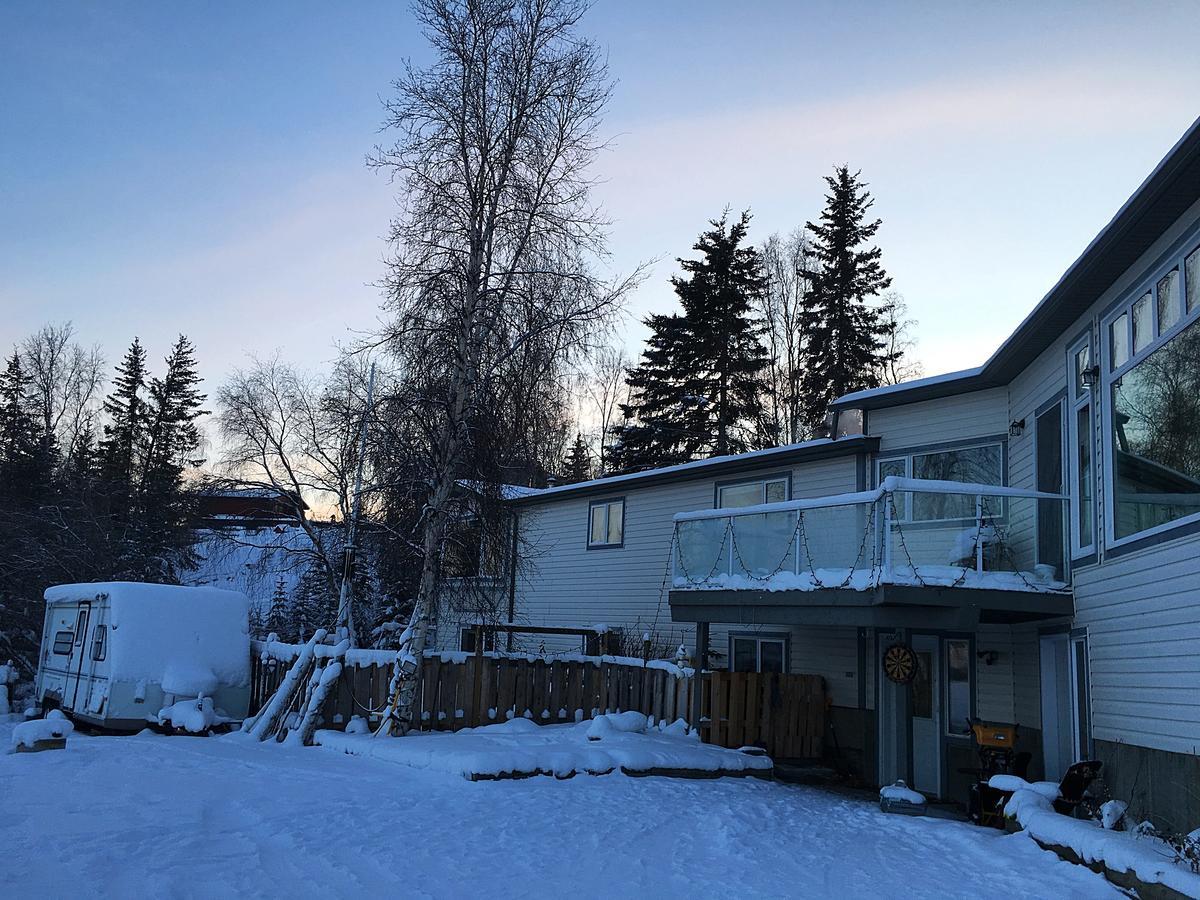 Mabuhay Lakeside Manor Bed & Breakfast Yellowknife Eksteriør bilde