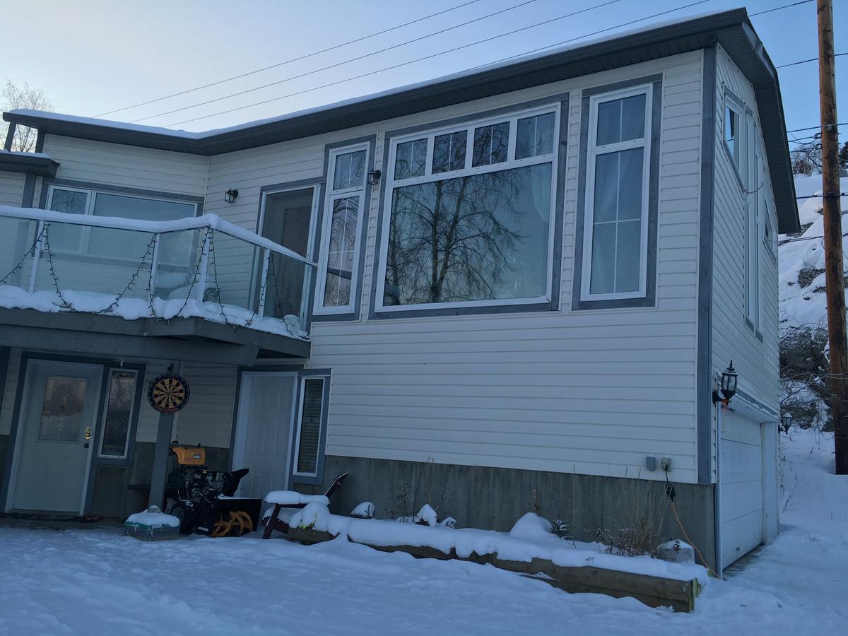 Mabuhay Lakeside Manor Bed & Breakfast Yellowknife Eksteriør bilde