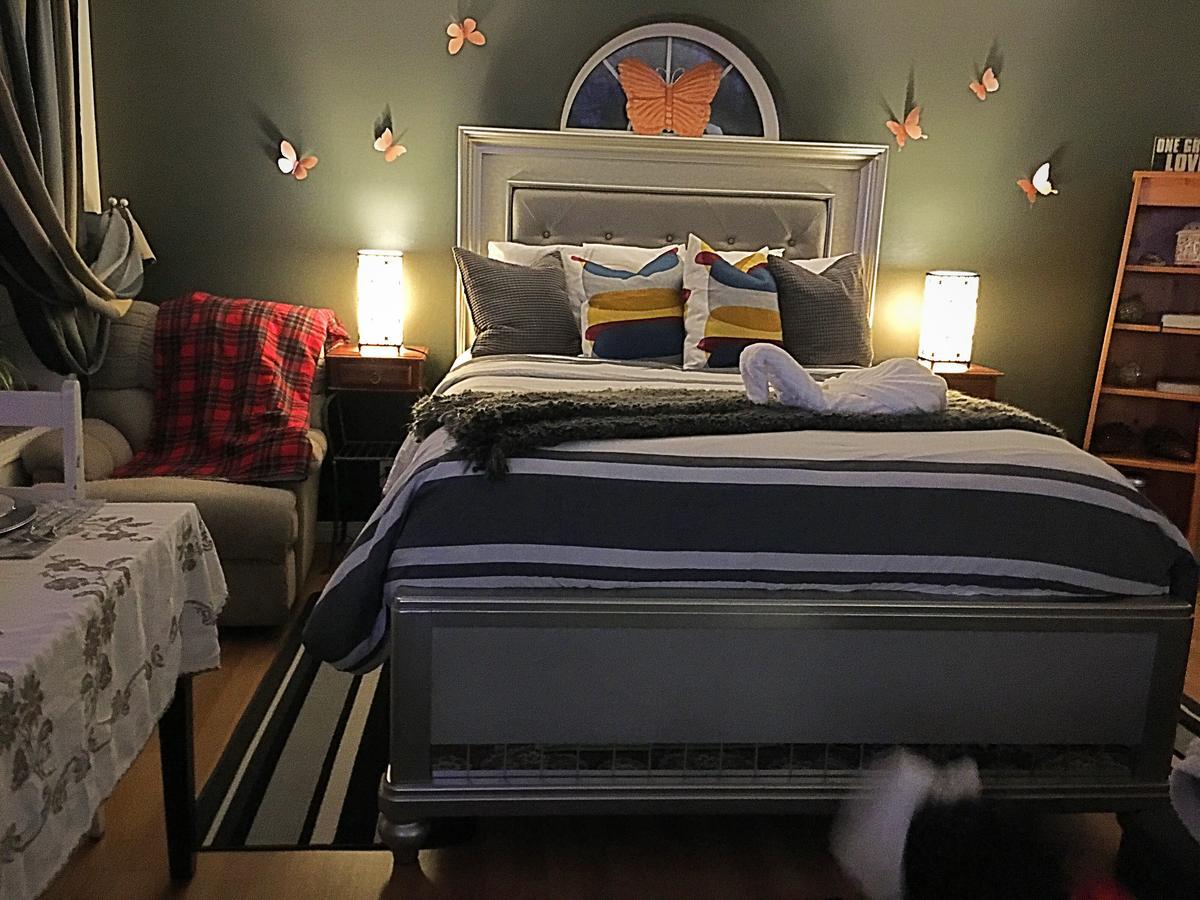 Mabuhay Lakeside Manor Bed & Breakfast Yellowknife Eksteriør bilde