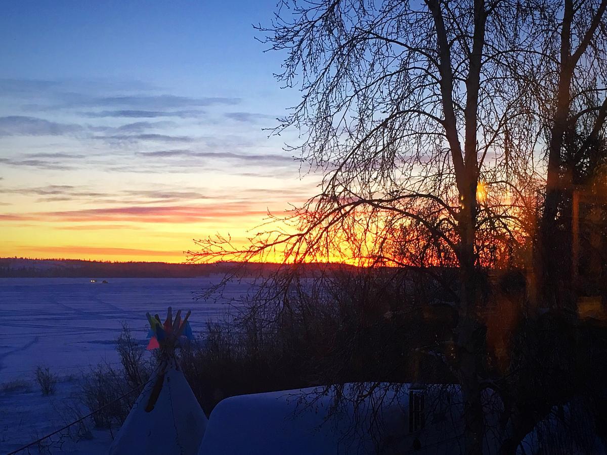 Mabuhay Lakeside Manor Bed & Breakfast Yellowknife Eksteriør bilde