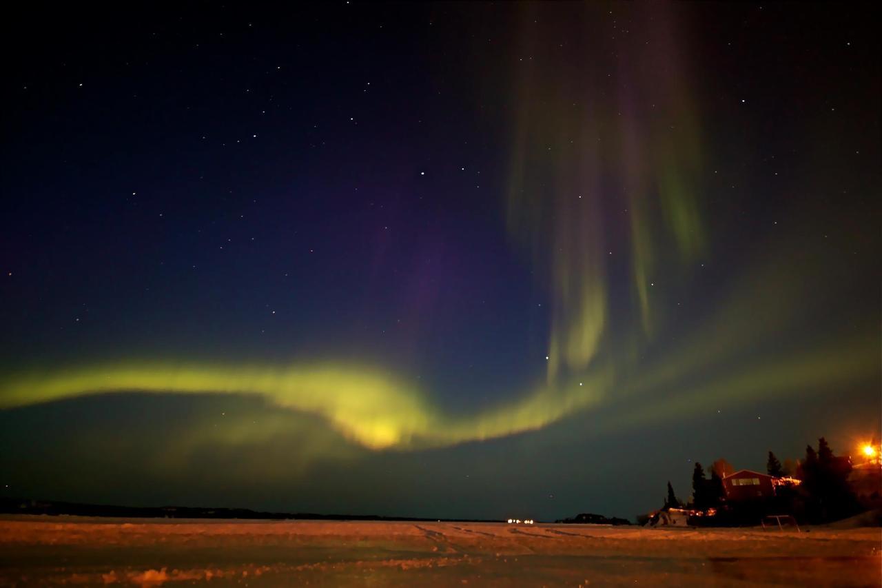 Mabuhay Lakeside Manor Bed & Breakfast Yellowknife Eksteriør bilde