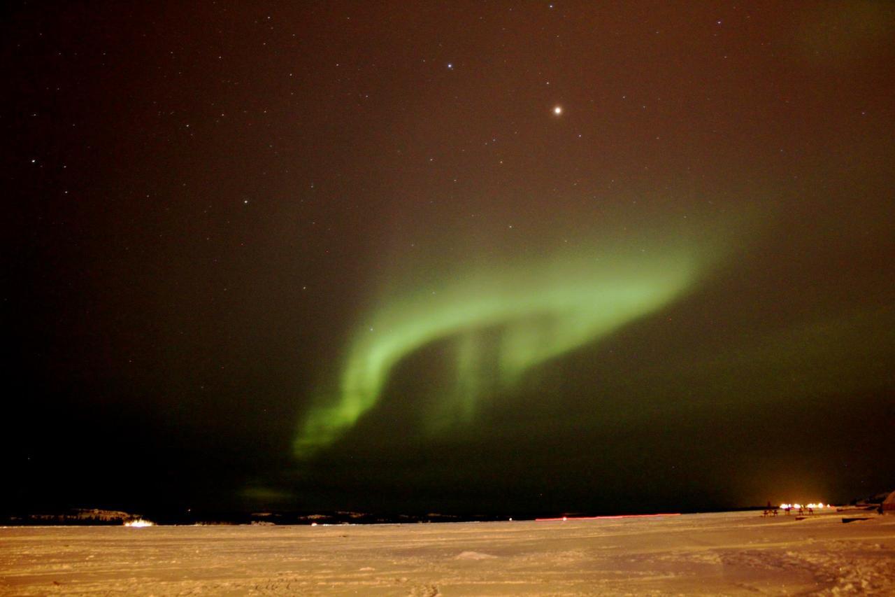 Mabuhay Lakeside Manor Bed & Breakfast Yellowknife Eksteriør bilde
