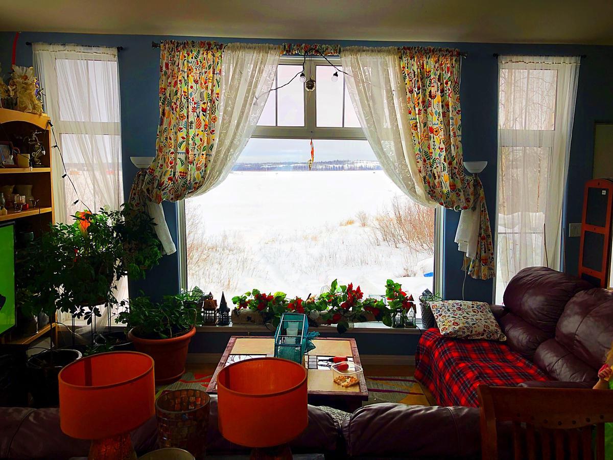 Mabuhay Lakeside Manor Bed & Breakfast Yellowknife Eksteriør bilde
