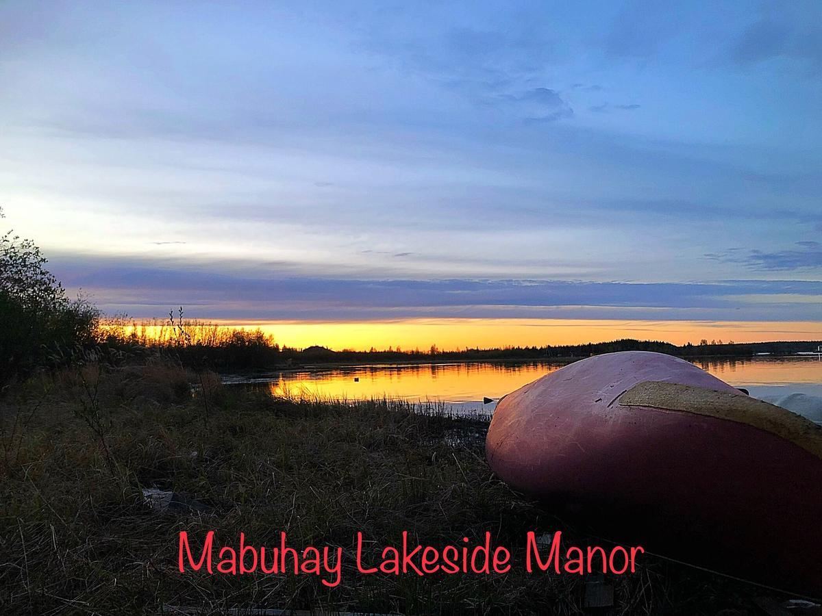 Mabuhay Lakeside Manor Bed & Breakfast Yellowknife Eksteriør bilde