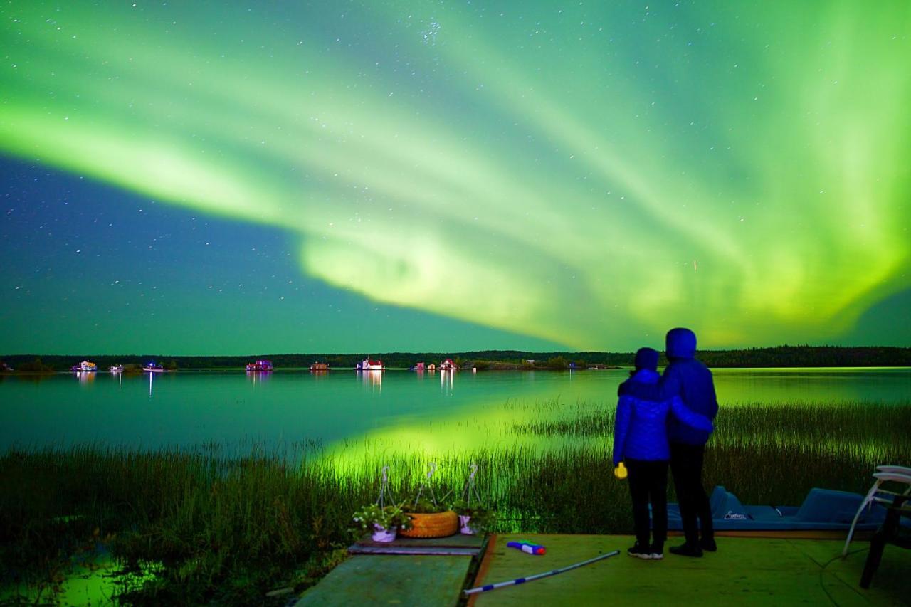 Mabuhay Lakeside Manor Bed & Breakfast Yellowknife Eksteriør bilde